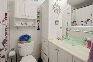 2540 Clairemont Dr, San Diego, CA 92117 - Photo 17