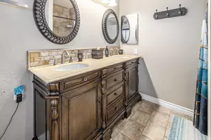 15935 Spring Oaks Rd, El Cajon, CA 92021 - Photo 9