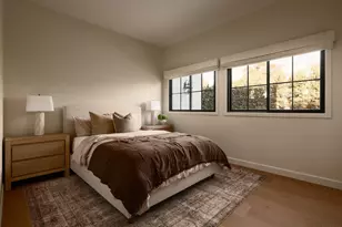 8901 Nottingham Pl, La Jolla, CA 92037 - Photo 31