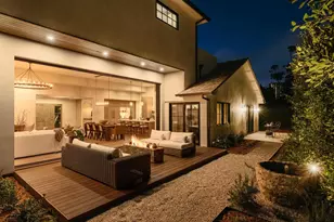 8901 Nottingham Pl, La Jolla, CA 92037 - Photo 35