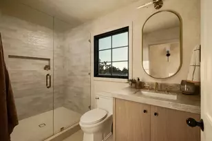 8901 Nottingham Pl, La Jolla, CA 92037 - Photo 45