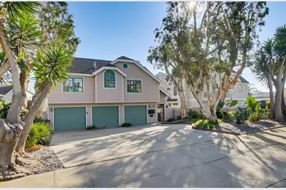  1059 Agate St #A, San Diego, CA 92109 - Photo 1