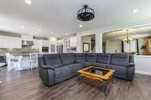 2025 Campo Verde Ct, Escondido, CA 92026 - Photo 13