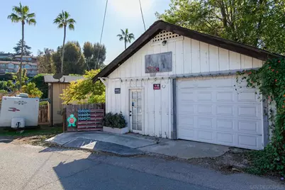  8260-62 Pasadena Ave, La Mesa, CA 91941 - Photo 17
