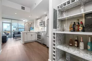 321 Tenth Ave, San Diego, CA 92101 - Photo 3