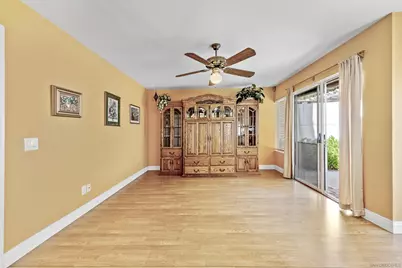  2100 Waterside Dr, Chula Vista, CA 91913 - Photo 5