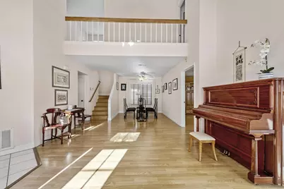  2100 Waterside Dr, Chula Vista, CA 91913 - Photo 11