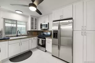 7004 San Bartolo, Carlsbad, CA 92011 - Photo 9