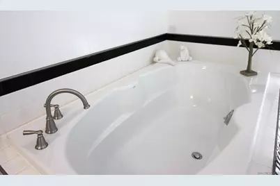  7004 San Bartolo, Carlsbad, CA 92011 - Photo 17