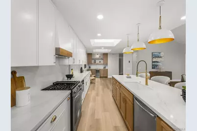  4994 Alicante Way, Oceanside, CA 92056 - Photo 5