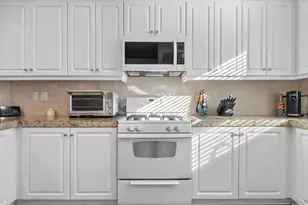 10240 Daybreak Ln, Santee, CA 92071 - Photo 11