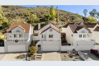  10529 Flora Verda Ct, Santee, CA 92071 - Photo 3