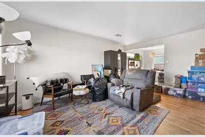  1760 Olive Ave, Vista, CA 92083 - Photo 5