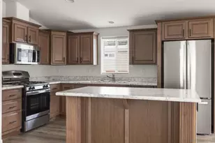 22899 Byron Rd, Crestline, CA 92325 - Photo 5