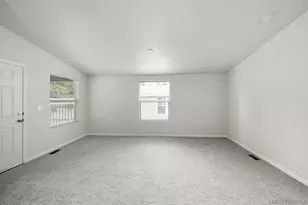 22899 Byron Rd, Crestline, CA 92325 - Photo 19