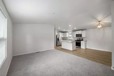  22899 Byron Rd #SPC 78, Crestline, CA 92325 - Photo 9