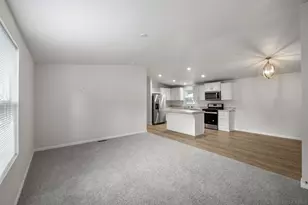 22899 Byron Rd, Crestline, CA 92325 - Photo 9