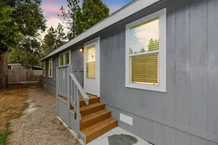 22899 Byron Rd, Crestline, CA 92325 - Photo 17