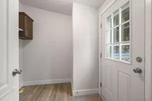 22899 Byron Rd, Crestline, CA 92325 - Photo 15