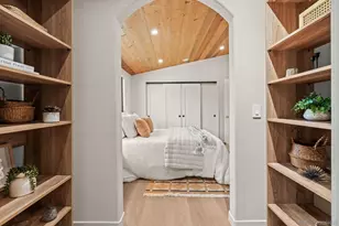 1566 Evergreen St, San Diego, CA 92106 - Photo 21