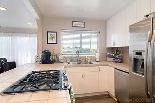 1701 Dayton Dr, Lemon Grove, CA 91945 - Photo 5