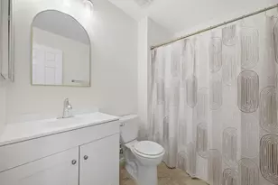 242 Manzanita Dr, Oceanside, CA 92057 - Photo 17