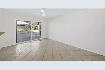  242 Manzanita Dr, Oceanside, CA 92057 - Photo 5