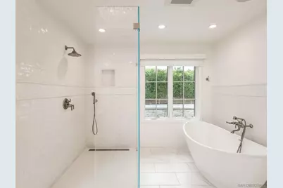  1879 Tahiti Drive, Costa Mesa, CA 92626 - Photo 17