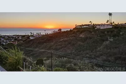  5448 Caminito Bayo, La Jolla, CA 92037 - Photo 1