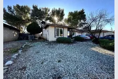  5478 Evelyn Dr, Banning, CA 92220 - Photo 5