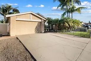 10853 Westonhill Dr, San Diego, CA 92126 - Photo 17