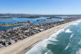 3755 Ocean Front Walk, San Diego, CA 92109 - Photo 3