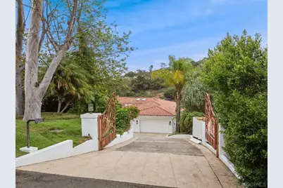  6617 Muirlands Dr, La Jolla, CA 92037 - Photo 3