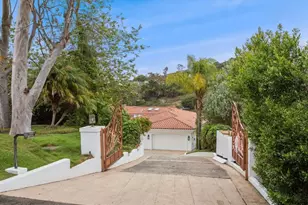 6617 Muirlands Dr, La Jolla, CA 92037 - Photo 3