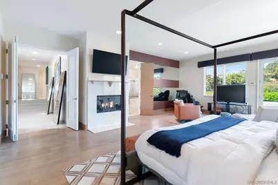  6617 Muirlands Dr, La Jolla, CA 92037 - Photo 37