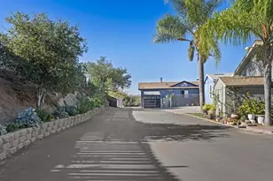 300 Thornton Dr, El Cajon, CA 92021 - Photo 7