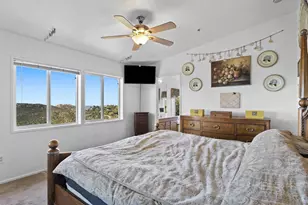 300 Thornton Dr, El Cajon, CA 92021 - Photo 23