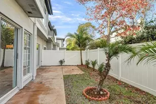 8641 Via Mallorca, La Jolla, CA 92037 - Photo 27