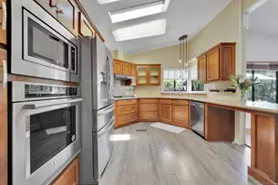 38020 Calle Confite, Murrieta, CA 92563 - Photo 19