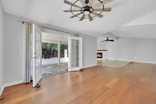 38020 Calle Confite, Murrieta, CA 92563 - Photo 17