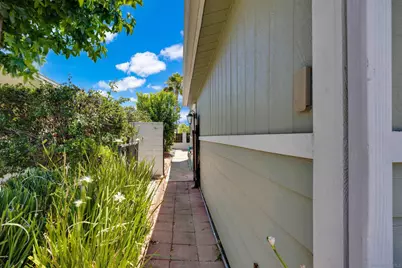  38020 Calle Confite, Murrieta, CA 92563 - Photo 33