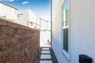 16205 Camden Cir, San Diego, CA 92127 - Photo 21