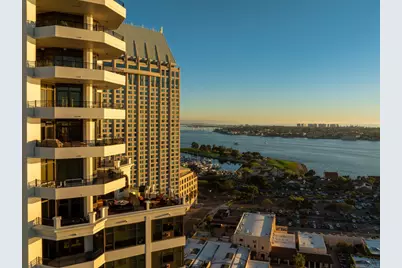  700 W Harbor Dr #2202, San Diego, CA 92101 - Photo 61