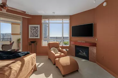  700 W Harbor Dr #2202, San Diego, CA 92101 - Photo 19