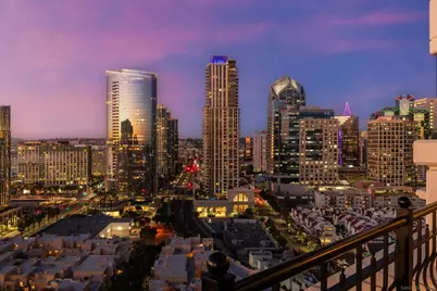  700 W Harbor Dr #2202, San Diego, CA 92101 - Photo 33