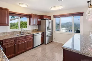 4258 Summit Dr, La Mesa, CA 91941 - Photo 23