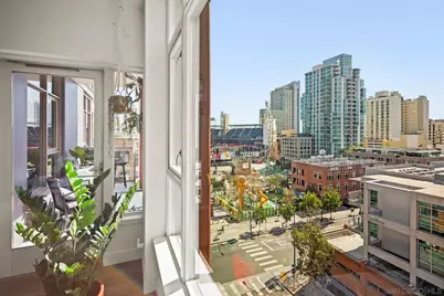  427 9th Ave #704, San Diego, CA 92101 - Photo 5