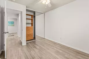 7779 Camino Glorita, San Diego, CA 92122 - Photo 19