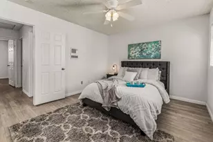 7779 Camino Glorita, San Diego, CA 92122 - Photo 13