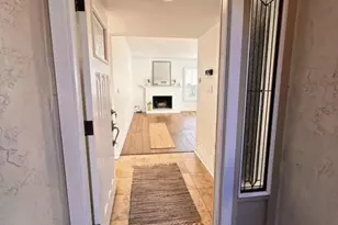 911 Caminito Madrigal, Carlsbad, CA 92011 - Photo 5